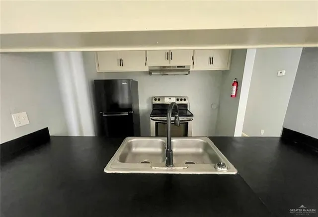 $795 | 517 South Westgate Drive, Weslaco, TX 78596