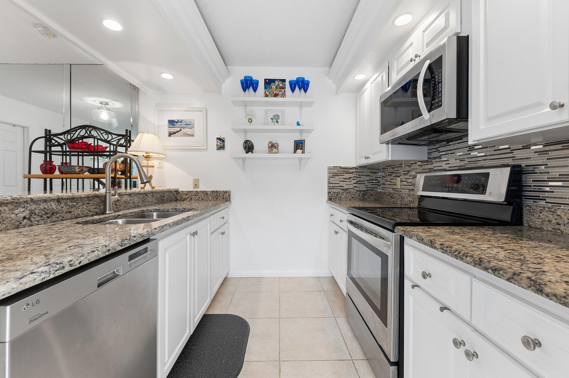 1205 12th Court Jupiter, FL 33477 - Photo 7 of 29 Kitchen