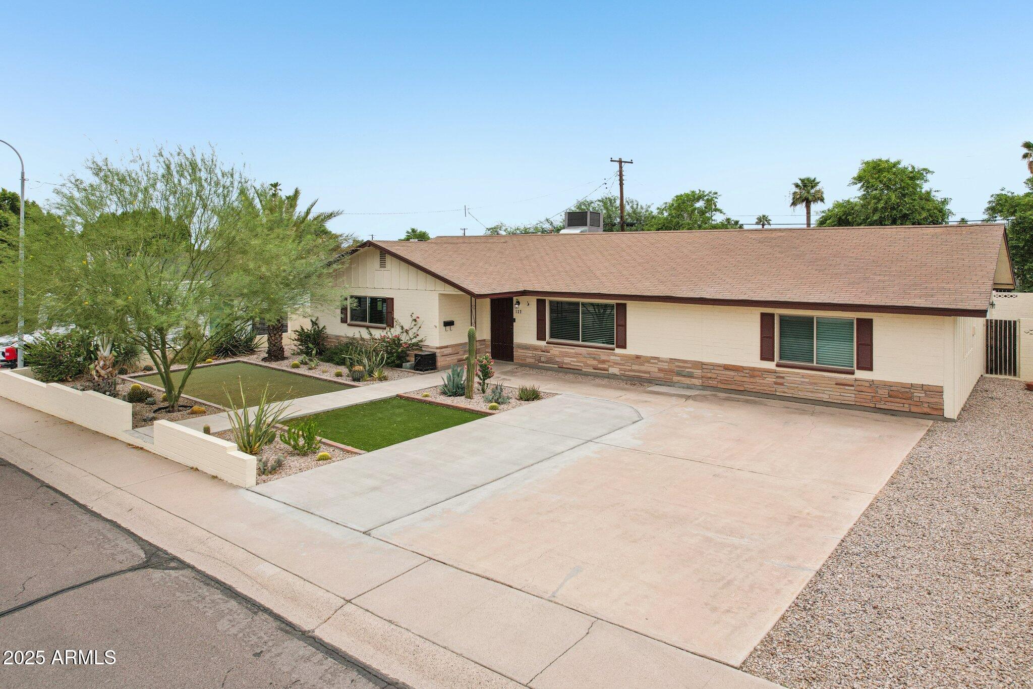 127 East Garfield Street Tempe, AZ 85288 - Photo 27 of 60 Front View