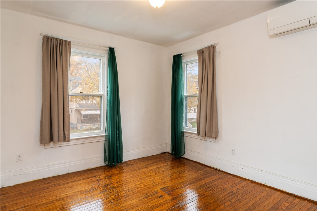 23 Alexis Street Rochester, NY 14609 - Photo 18 of 26