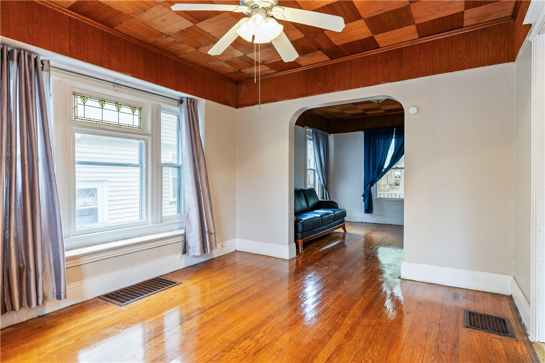 23 Alexis Street Rochester, NY 14609 - Photo 8 of 26