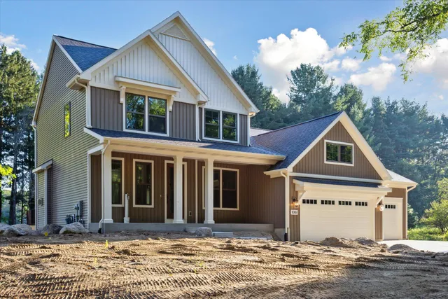 $738,900 | 6627 Chaffey Creek Trail, Richland, MI 49083