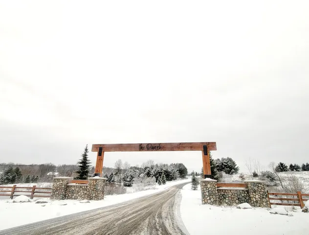 $738,900 | 6627 Chaffey Creek Trail, Richland, MI 49083