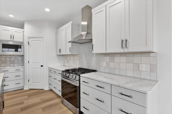 $738,900 | 6627 Chaffey Creek Trail, Richland, MI 49083