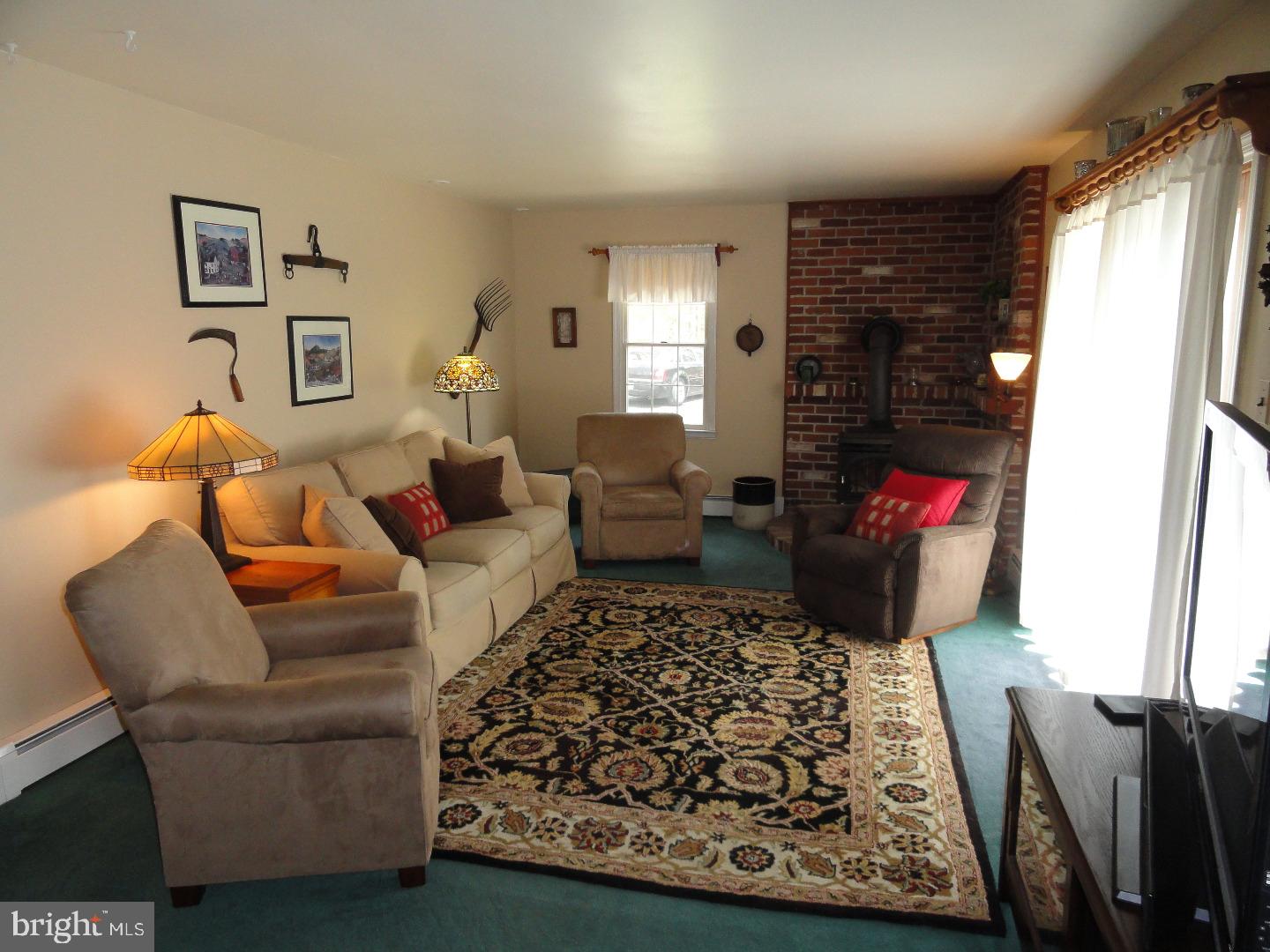 2941 Baas Road Green Lane, PA 18054 - Photo 13 of 25 Family Room