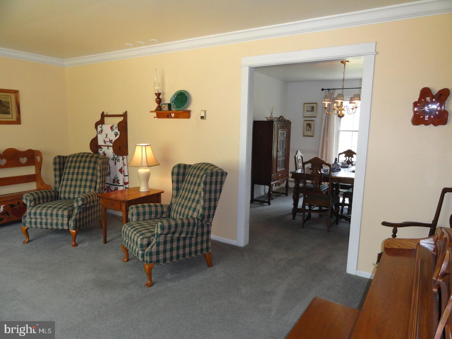 2941 Baas Road Green Lane, PA 18054 - Photo 16 of 25 Living Room