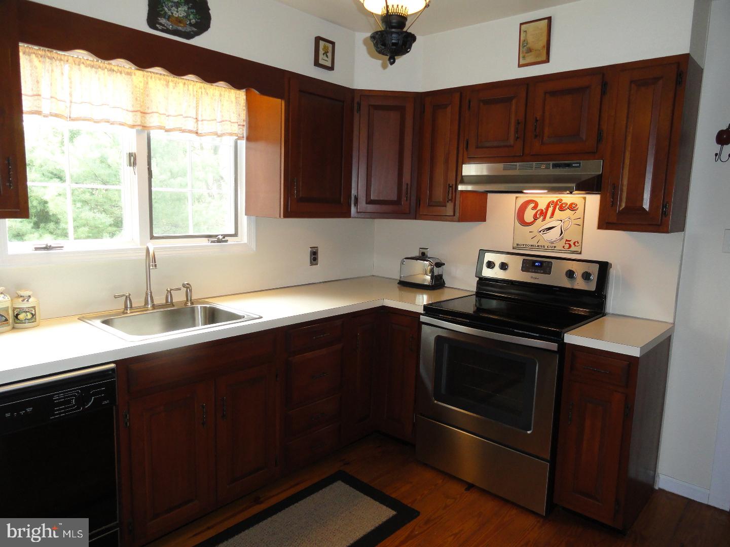 2941 Baas Road Green Lane, PA 18054 - Photo 7 of 25 Kitchen