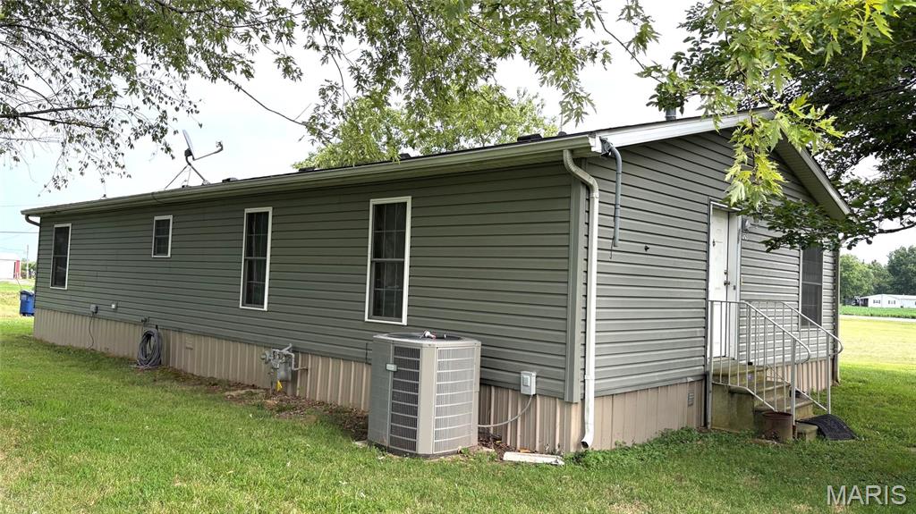 929 State Rte 4 Percy, IL 62272 - Photo 21 of 37 Gallery Image 21