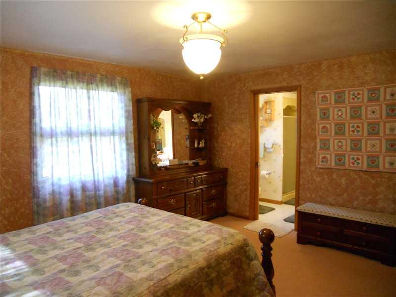 123 Oak Street Spring Church, PA 15686 - Photo 15 of 25 Master Bedroom.