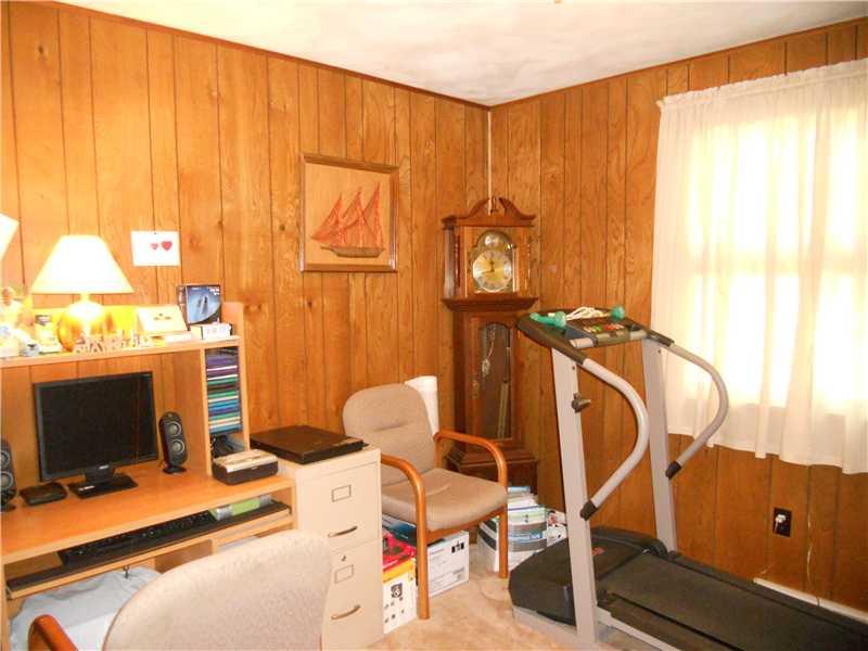 123 Oak Street Spring Church, PA 15686 - Photo 20 of 25 Bedroom.
