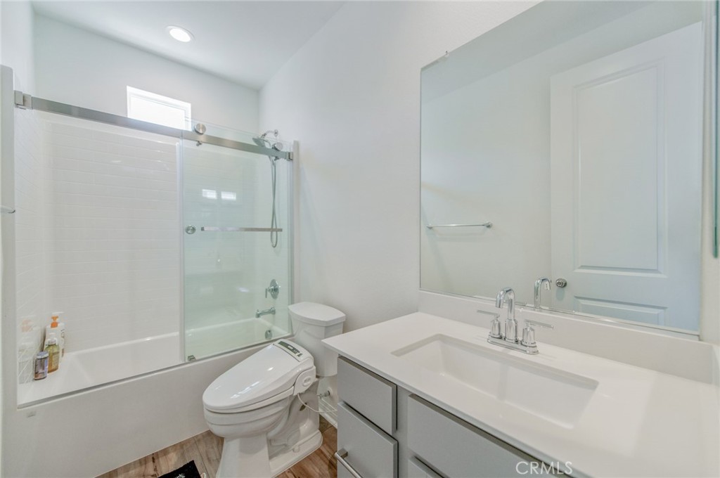136 Rondo Irvine, CA 92618 - Photo 20 of 54 Gallery Image 20