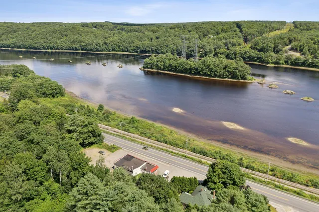 $649,000 | 442-448 Maine Avenue, Farmingdale, ME 04344