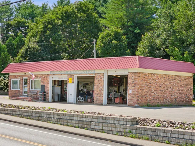 $649,000 | 442-448 Maine Avenue, Farmingdale, ME 04344