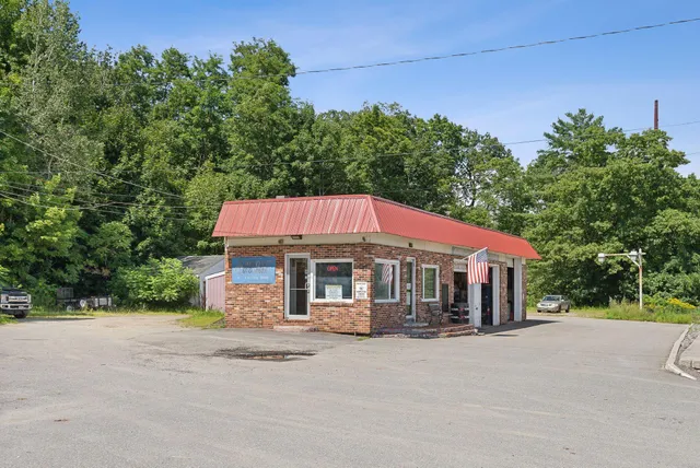 $649,000 | 442-448 Maine Avenue, Farmingdale, ME 04344