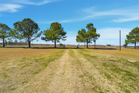 $449,000 | 15920 Mound Road, Hockley, TX 77447