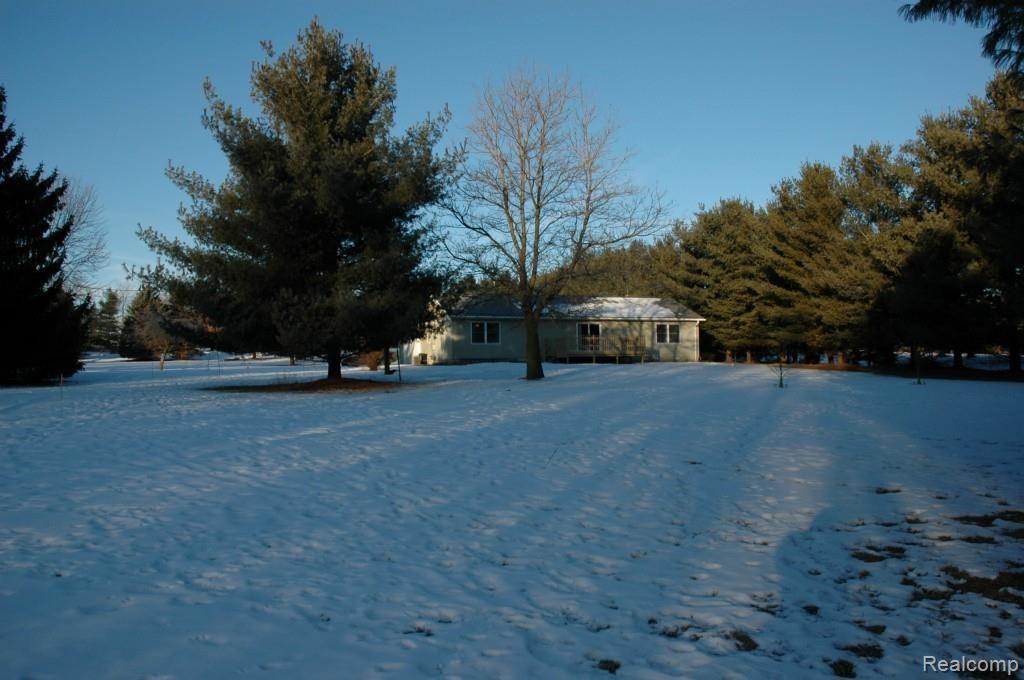 7340 Wheeler Road Whitmore Lake, MI 48189 - Photo 21 of 24 DSC_7244.jpg