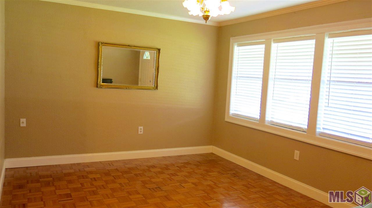 536 Staring Lane Baton Rouge, LA 70810 - Photo 3 of 21 Formal Living Room