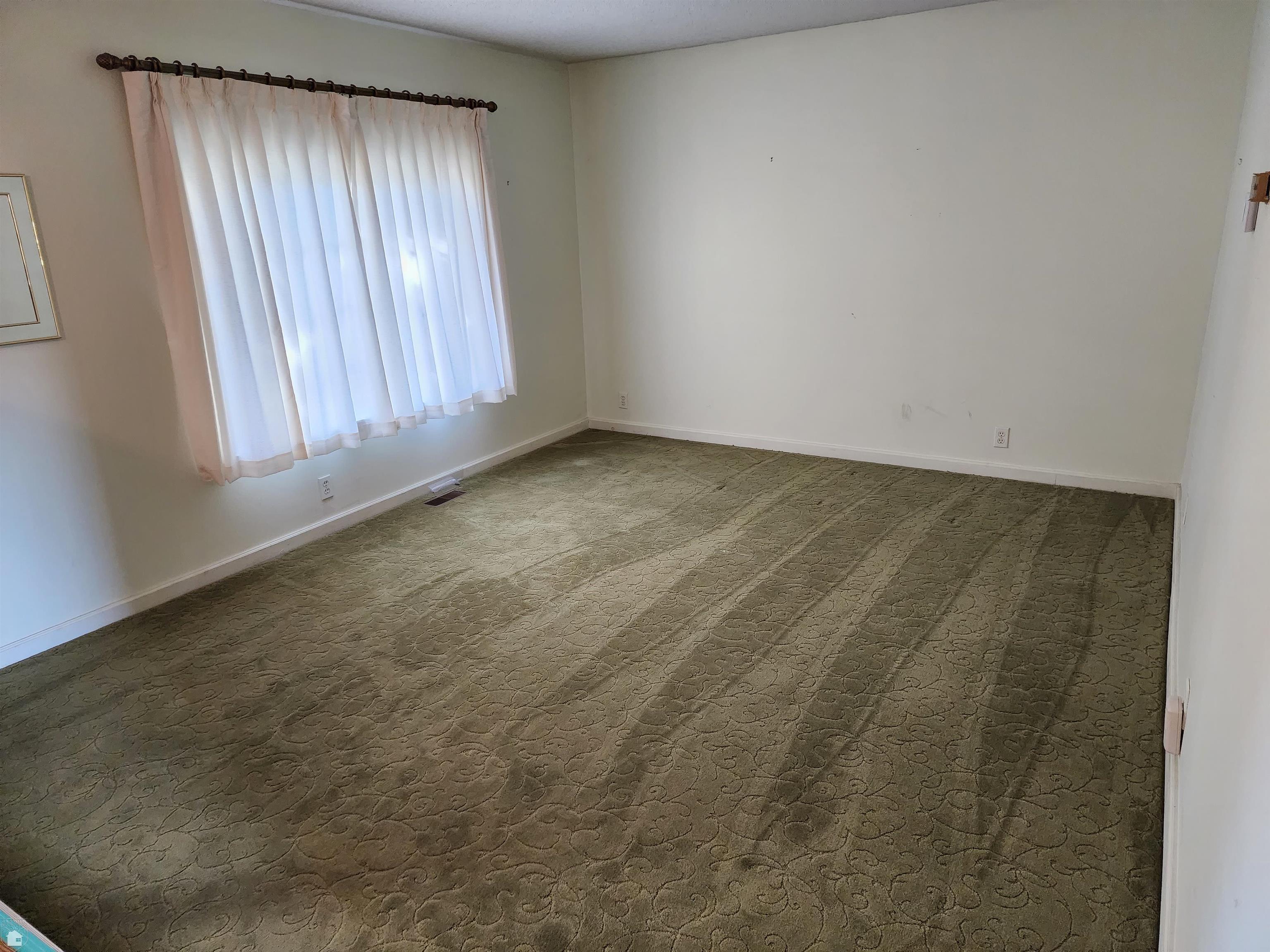 4410 Atkins Road Port Huron, MI 48060 - Photo 9 of 63