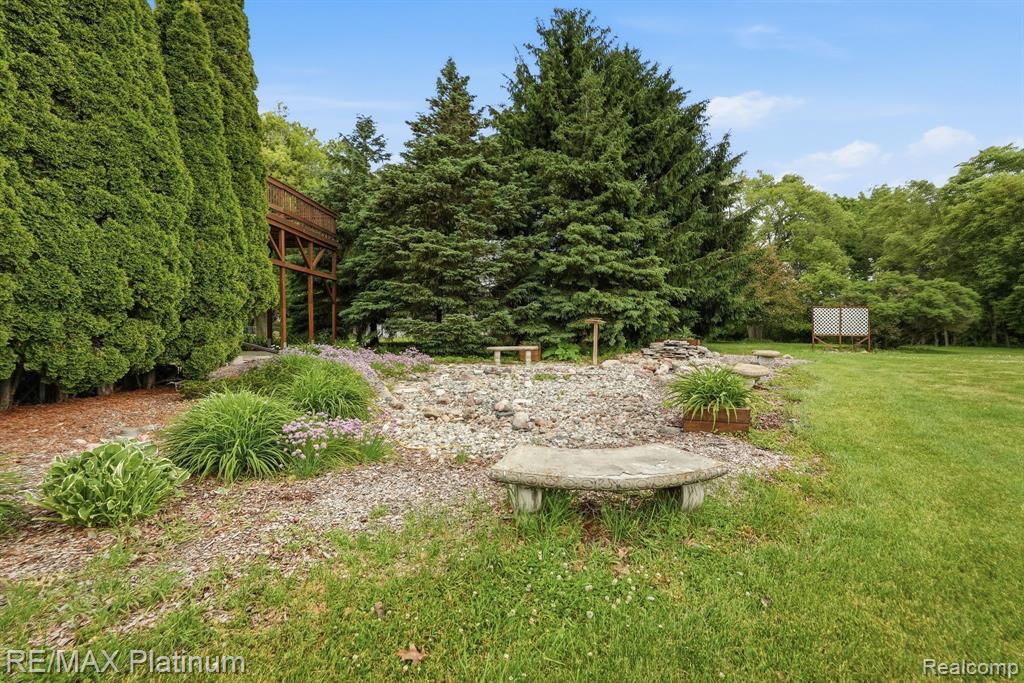 4328 North Gale Road Davison, MI 48423 - Photo 27 of 53
