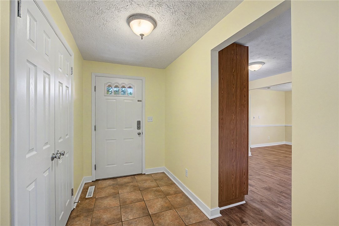 185 Broadripple Road Centerville, OH 45458 - Photo 6 of 43