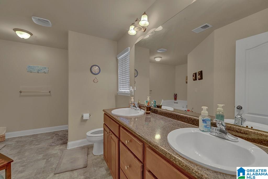 605 Hidden Brook Trail Alabaster, AL 35114 - Photo 6 of 10