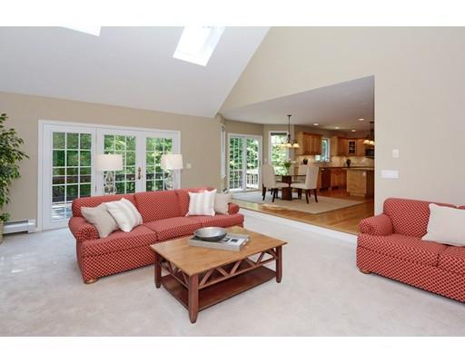 51 Smith Road Northborough, MA 01532 - Photo 8 of 37 Gallery Image 8