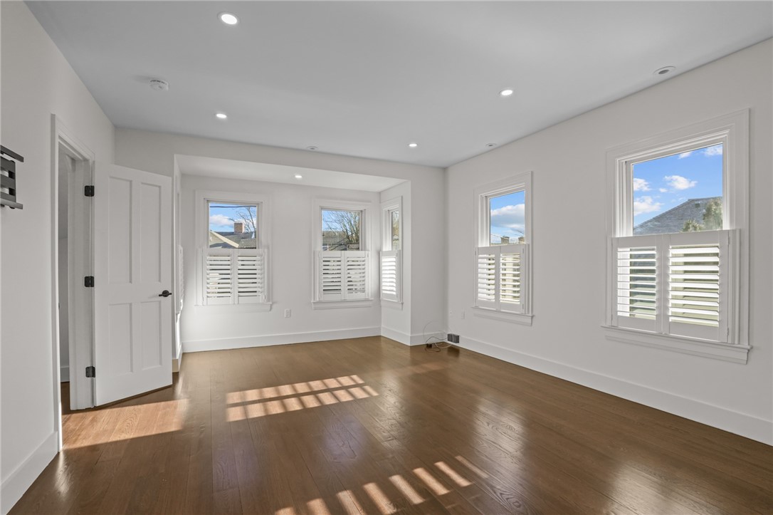 8 Cross Street, Unit 2 Newport, RI 02840 - Photo 11 of 30