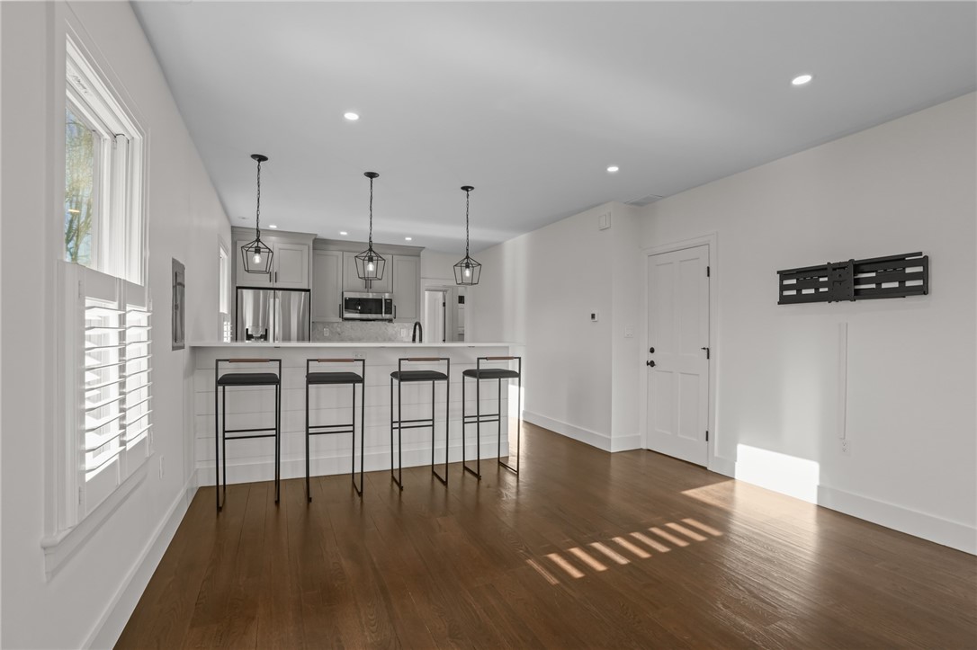 8 Cross Street, Unit 2 Newport, RI 02840 - Photo 6 of 30