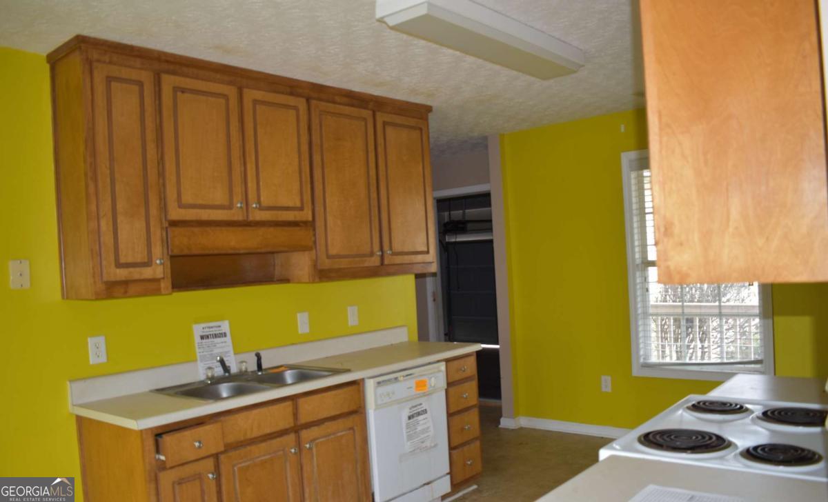 30 Amber Way Covington, GA 30016 - Photo 3 of 9