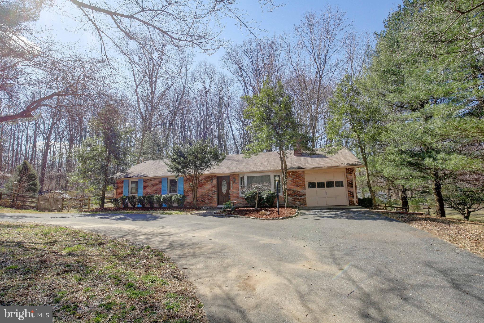 14020 Berryville Road Darnestown, MD 20874 - Photo 7 of 36 Gallery Image 7