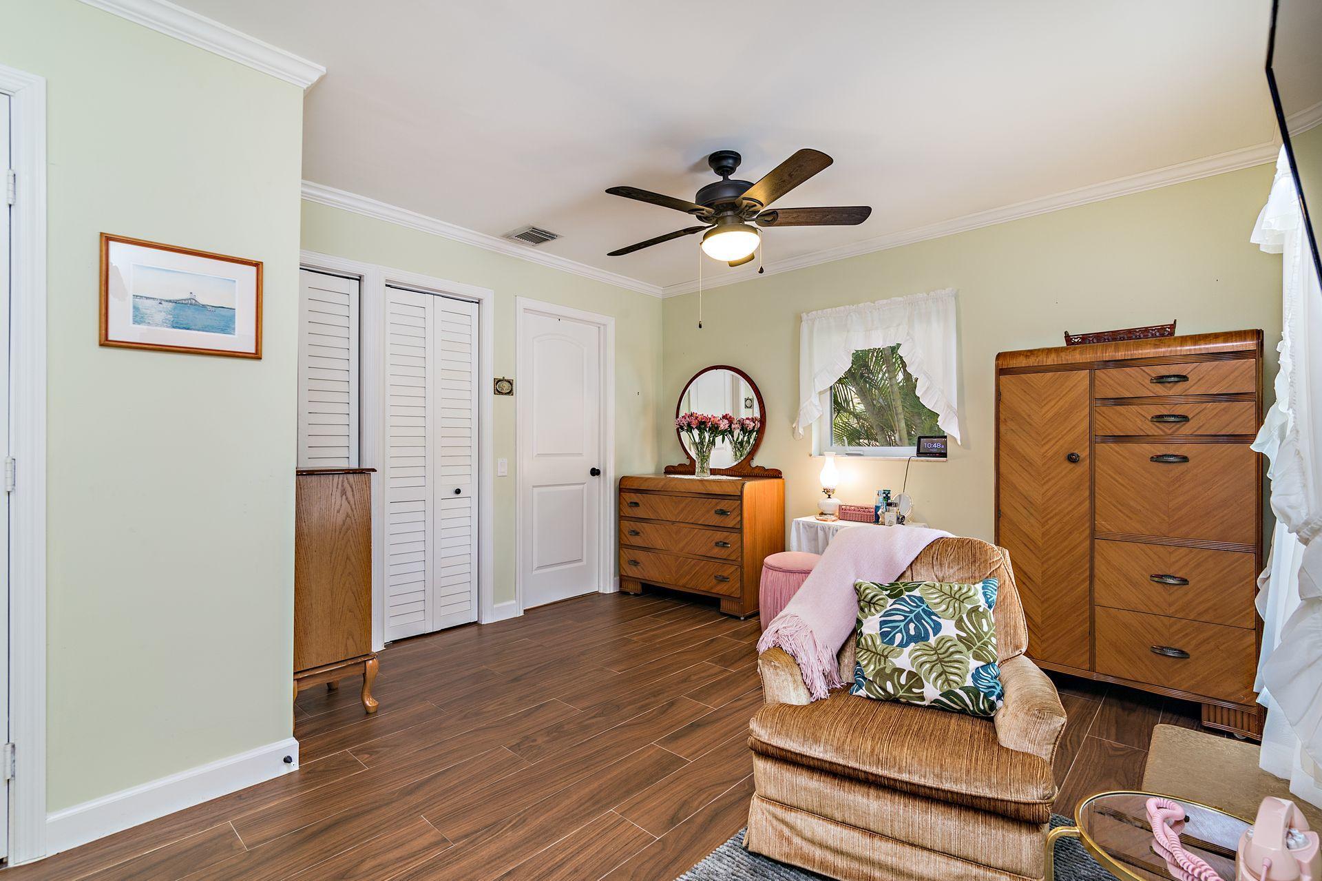 900 Sunset Road West Palm Beach, FL 33401 - Photo 11 of 24 Master Bedroom