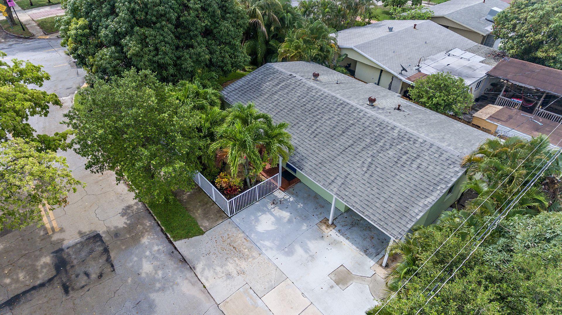 900 Sunset Road West Palm Beach, FL 33401 - Photo 23 of 24 Aerial