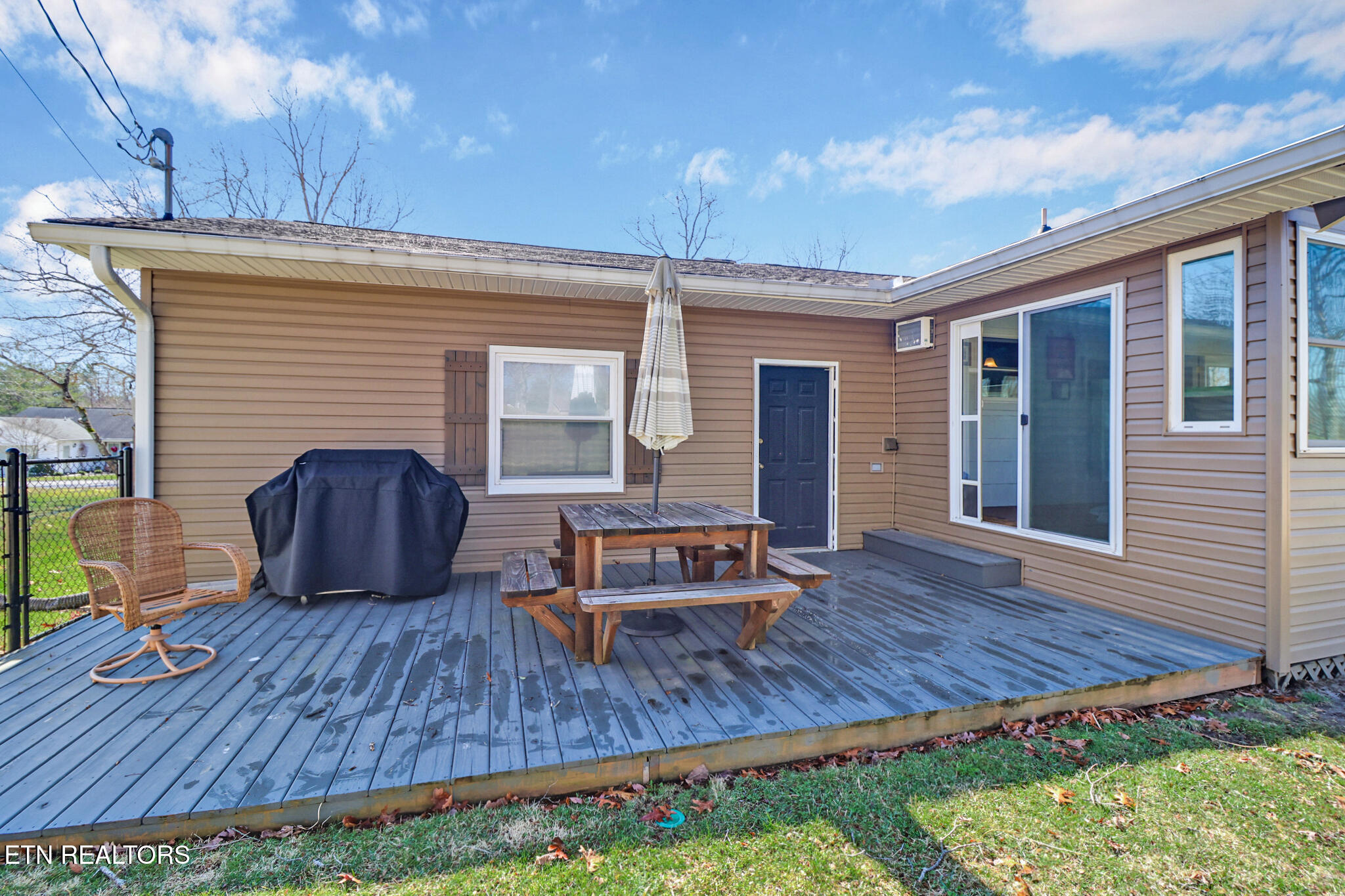 1024 Ridley Drive Crossville, TN 38572 - Photo 14 of 44 New Deck