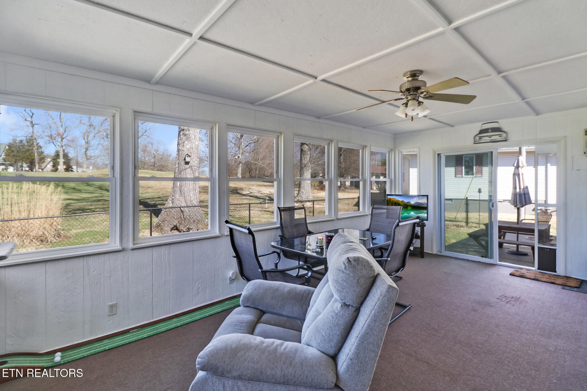 1024 Ridley Drive Crossville, TN 38572 - Photo 19 of 44 Lots of Windows