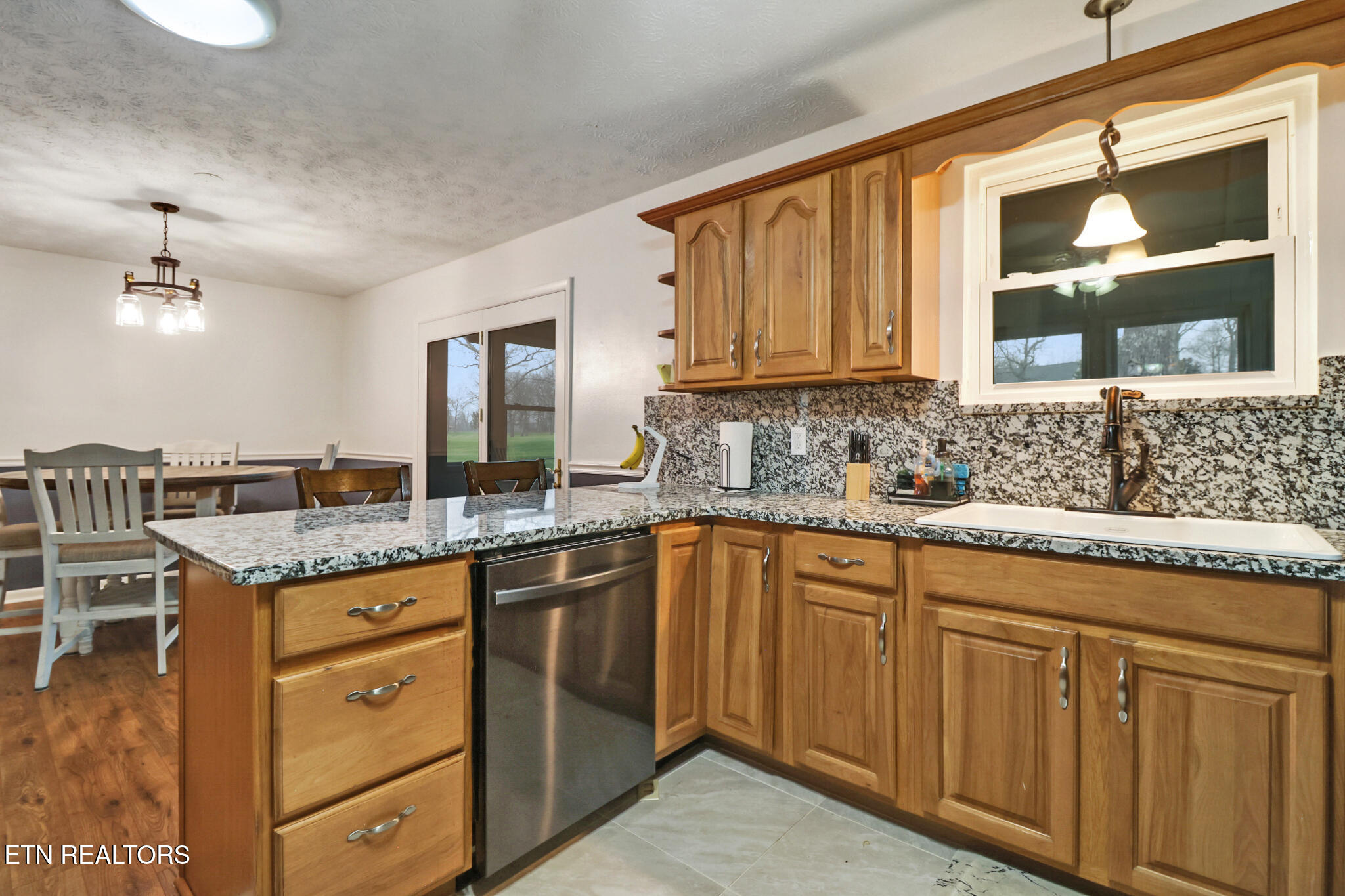 1024 Ridley Drive Crossville, TN 38572 - Photo 25 of 44 New Granite Counters