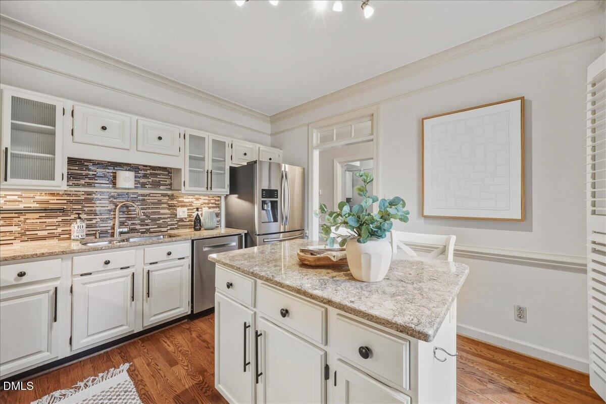 538 Weathergreen Drive Raleigh, NC 27615 - Photo 9 of 48 Kitchen