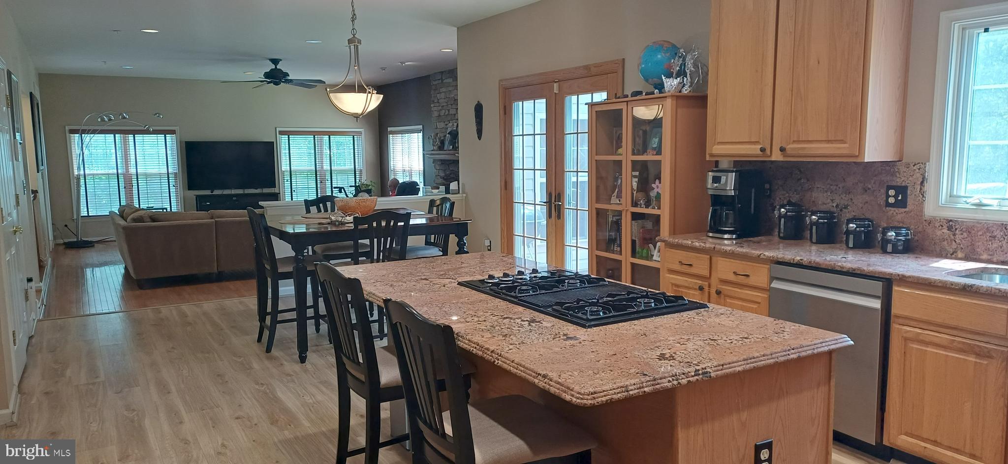 3303 Dunwood Ridge Terrace Bowie, MD 20721 - Photo 21 of 76 Flows to adjacent breakfast area and Family room