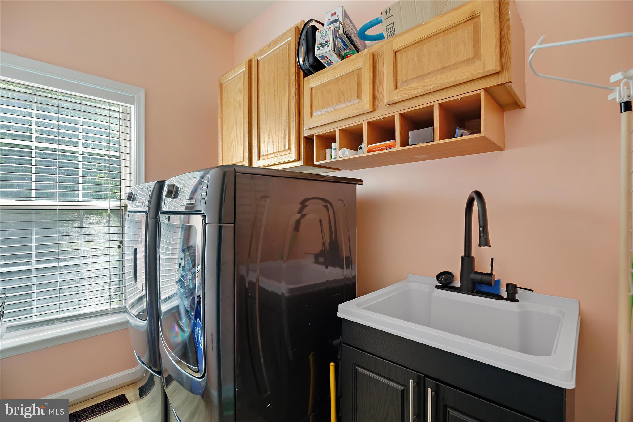 3303 Dunwood Ridge Terrace Bowie, MD 20721 - Photo 28 of 76 Upgraded laundry room