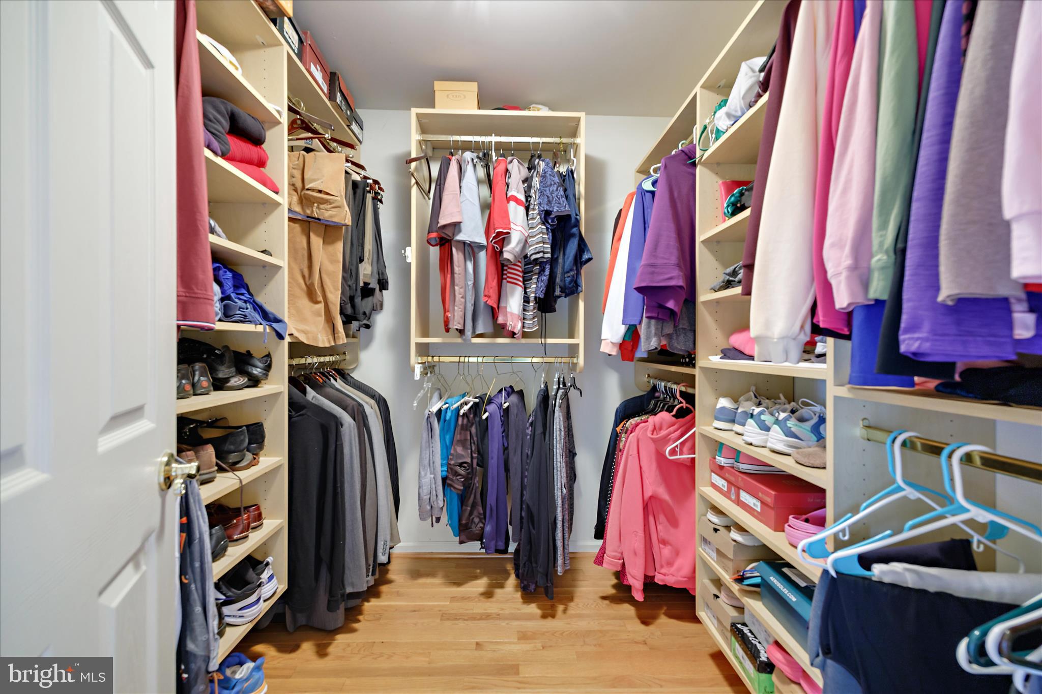 3303 Dunwood Ridge Terrace Bowie, MD 20721 - Photo 37 of 76 Walk-in closet