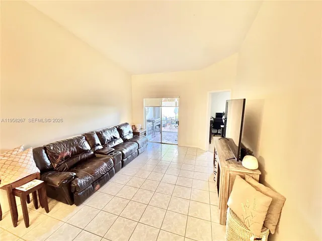 $420,000 | 11257 Southwest 17th Court, Miramar, FL 33025