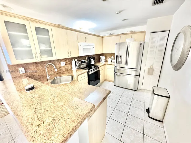 $420,000 | 11257 Southwest 17th Court, Miramar, FL 33025