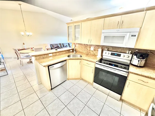 $420,000 | 11257 Southwest 17th Court, Miramar, FL 33025