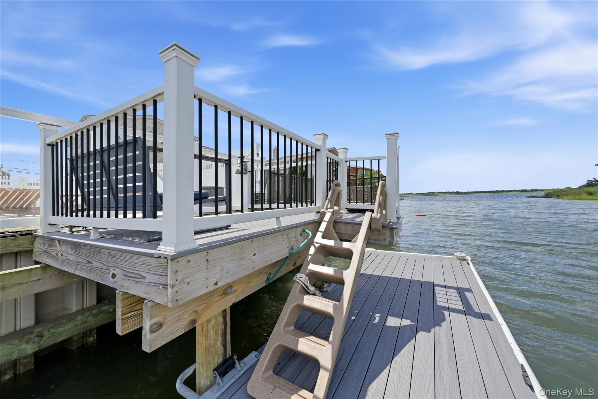 35 Redfield Road Island Park, NY 11558 - Photo 49 of 50 Floating Doc