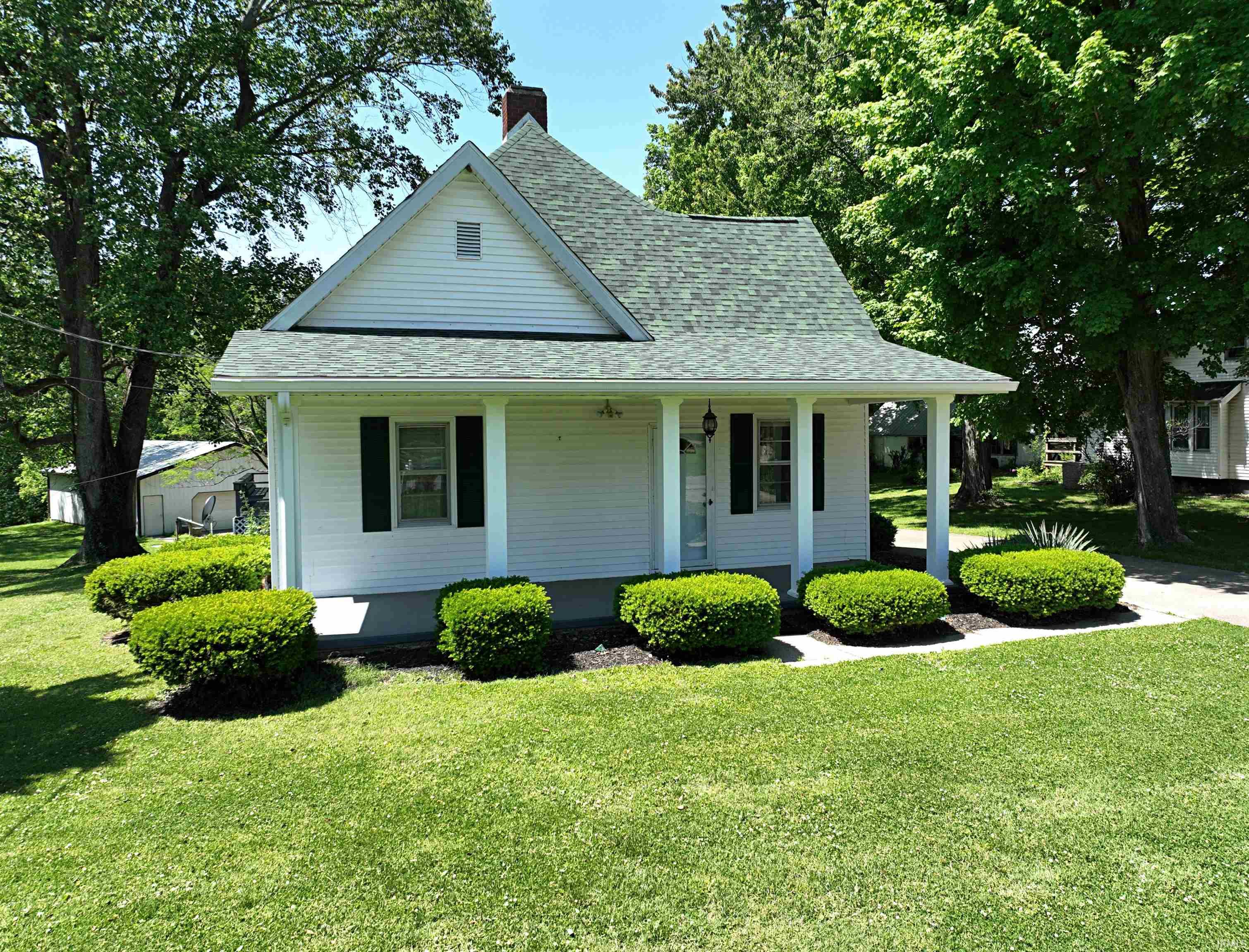 1725 Bedford Road Washington, IN 47501 - Photo 28 of 33