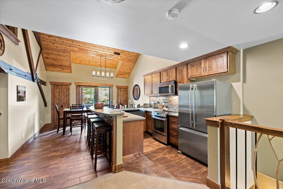 40 Vacation Court, Unit 3 Coolin, ID 83821 - Photo 3 of 11 Condo 3 Kitchen