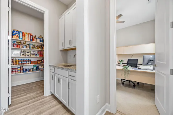 $1,175,000 | 429 Trinity Crk Drive, Holly Springs, NC 27540