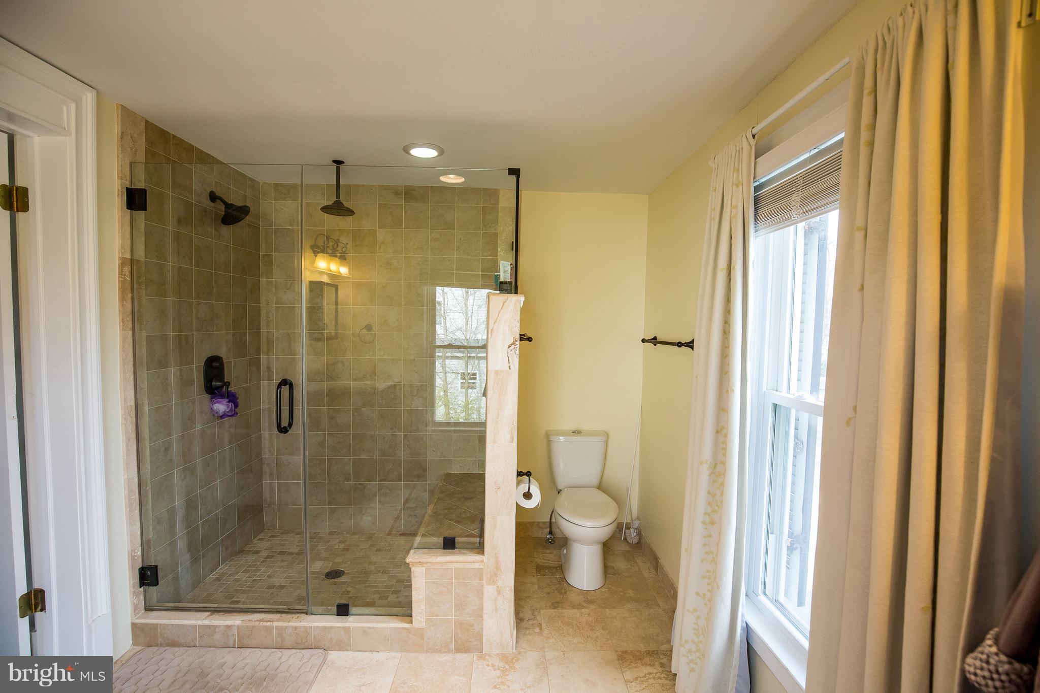 9044 Sudley Road Manassas, VA 20110 - Photo 14 of 19 Bath (Master)