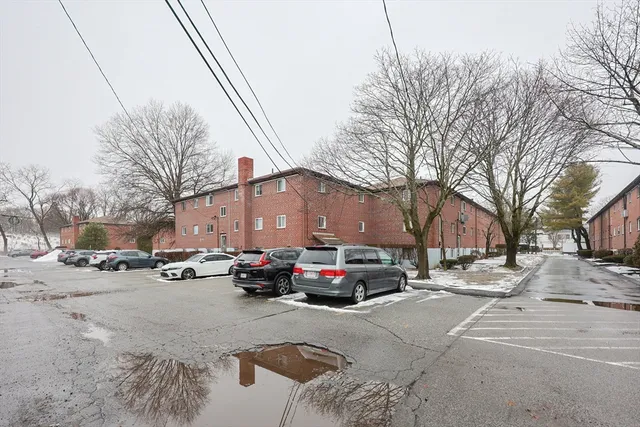 a car parked in front of a building