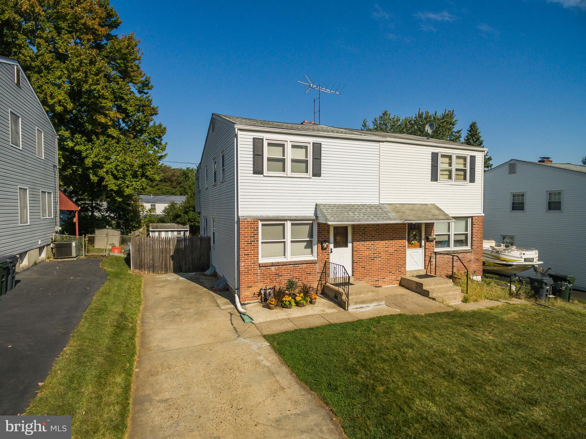 1418 Hallman Road Abington, PA 19001 - Photo 7 of 27 Front Exterior
