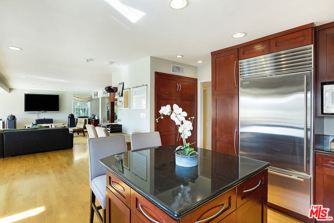 9690 Moorgate Road Beverly Hills, CA 90210 - Photo 25 of 54 Gallery Image 25